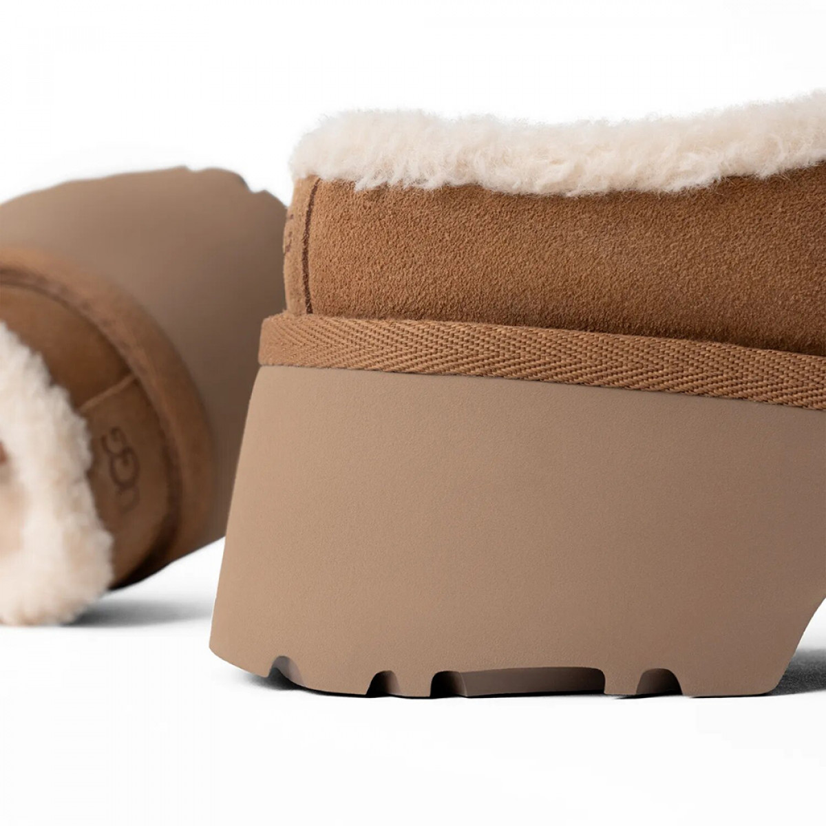 UGG New Heights Cozy Clog Chestnut UGG New Heights Cozy Clog Chestnut