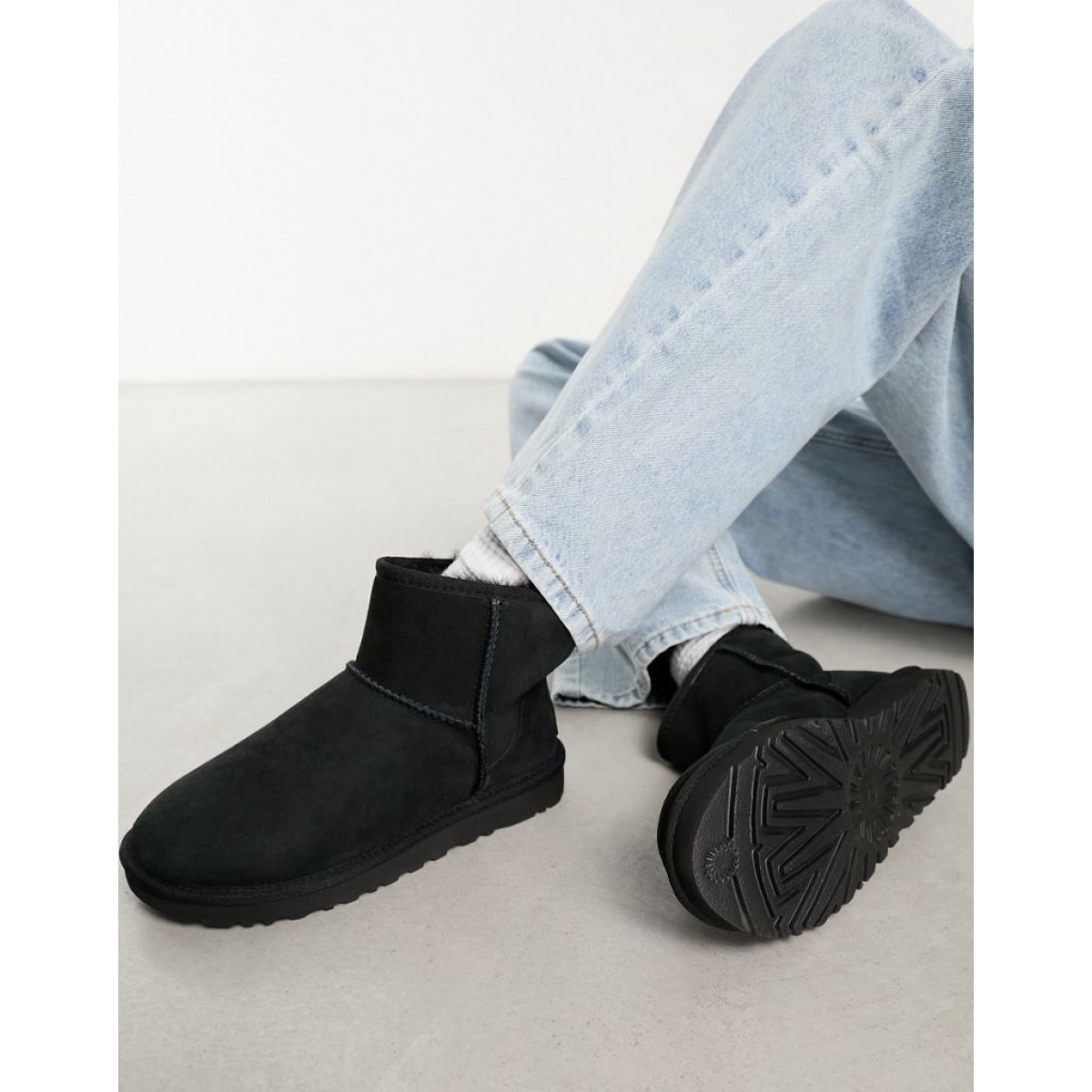 UGG Classic Mini Black UGG Classic Mini Black